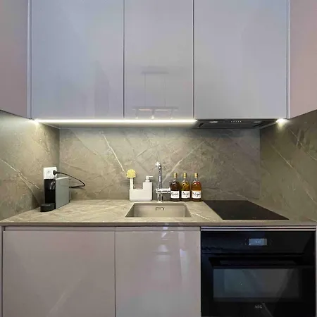 Διαμέρισμα 150m To Beach-cosy Studiohistoric Oldtown Κασκαΐς