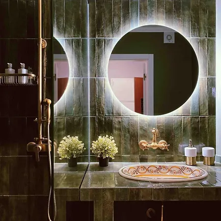 150m To Beach-cosy Studiohistoric Oldtown Διαμέρισμα *